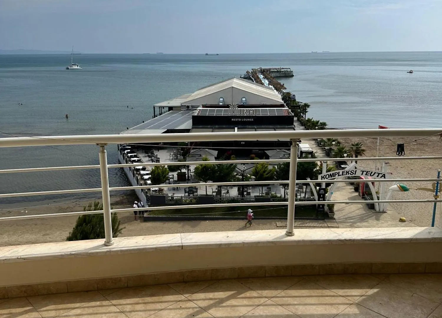 Διαμέρισμα Xhoi Apartament
