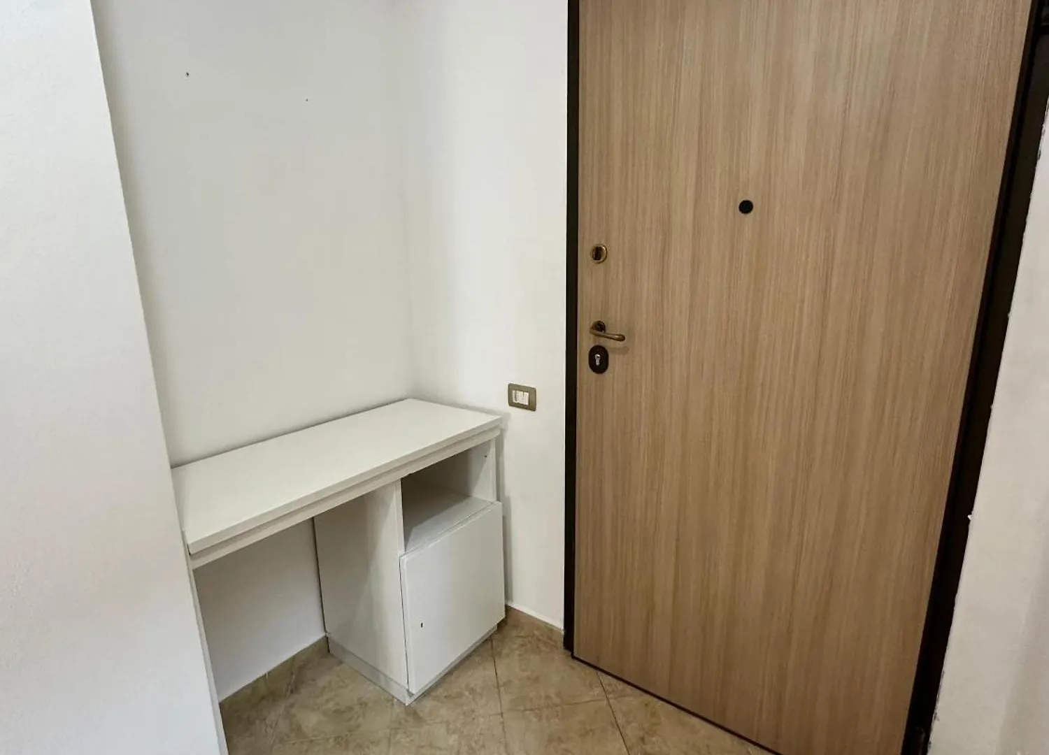 Xhoi Apartament Albanien
