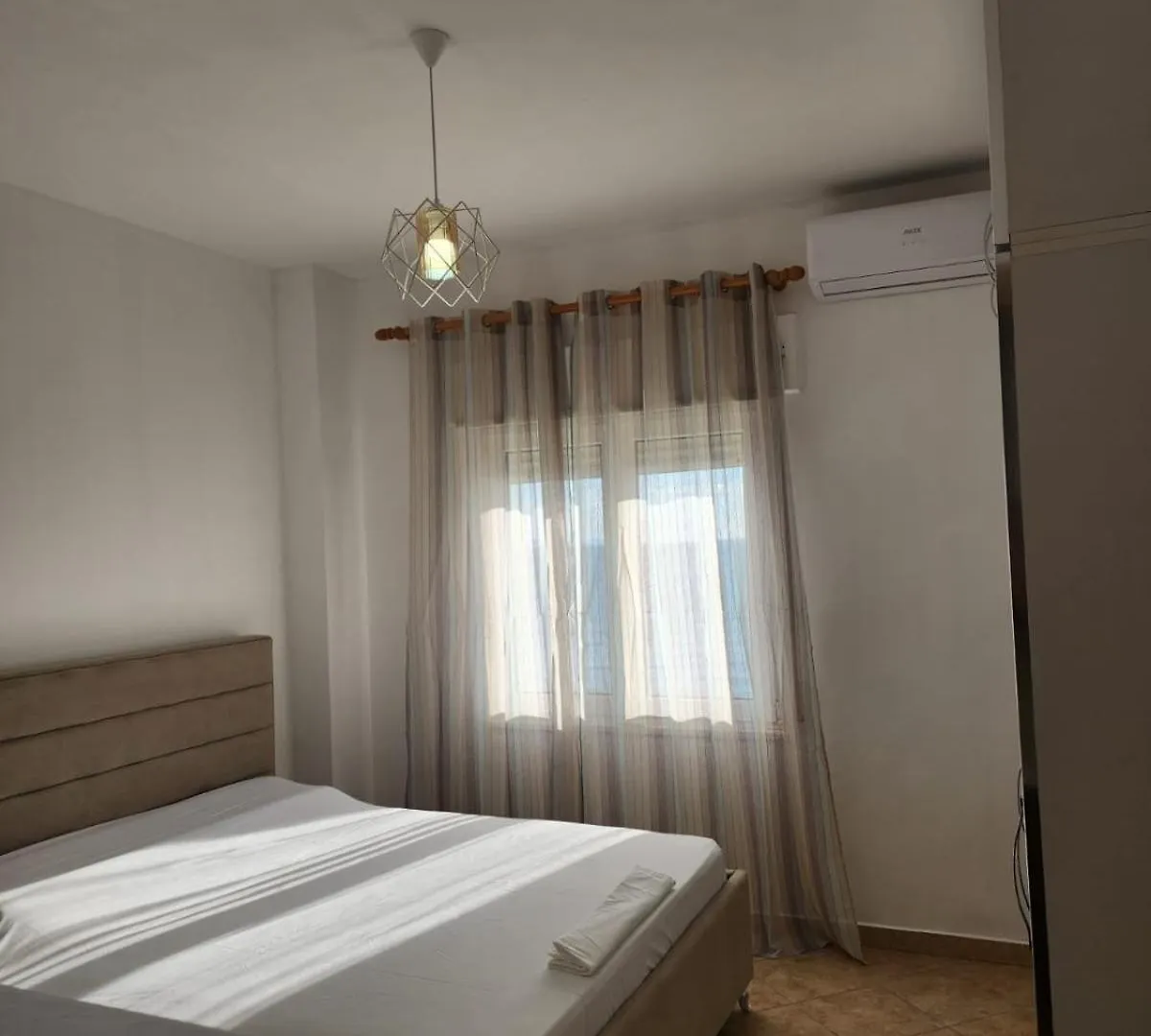 Xhoi Apartament 0*, Durrës